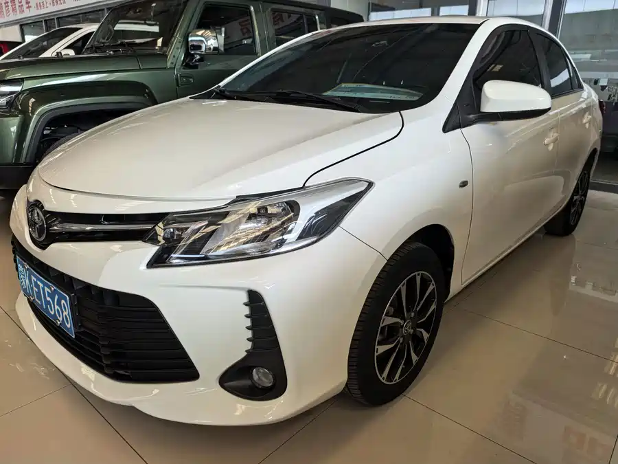 Toyota Vios 2022 Бензин