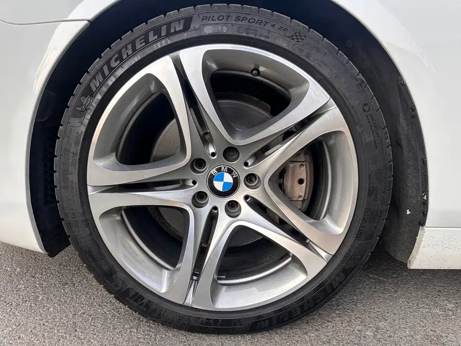 BMW 6 Series 2017 Бензин