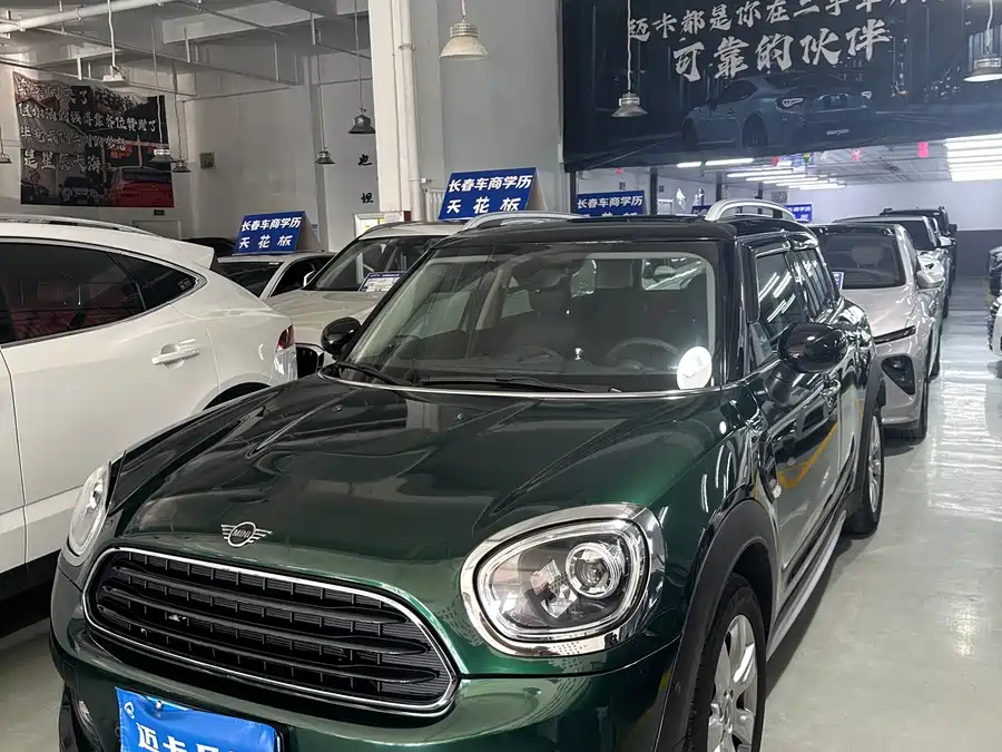 MINI COUNTRYMAN 2019 Бензин