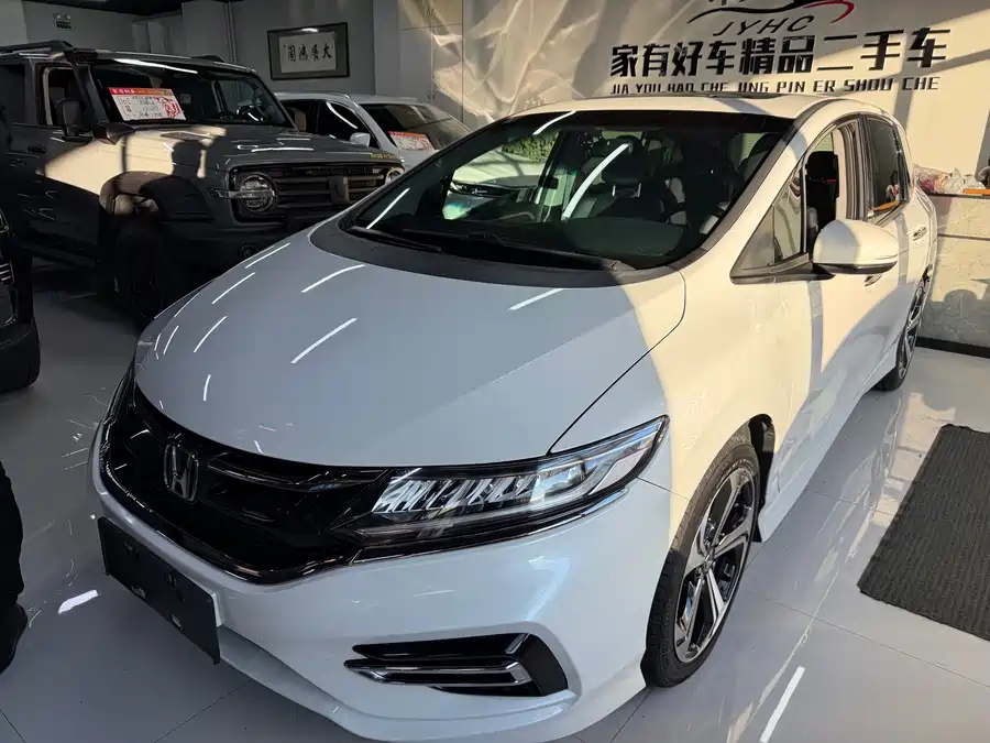 Honda Jade 2019 Бензин