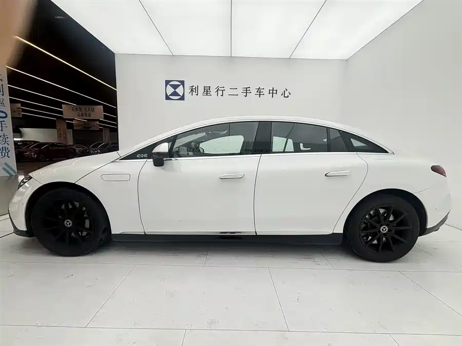 Mercedes-Benz EQE 2023 Электрический