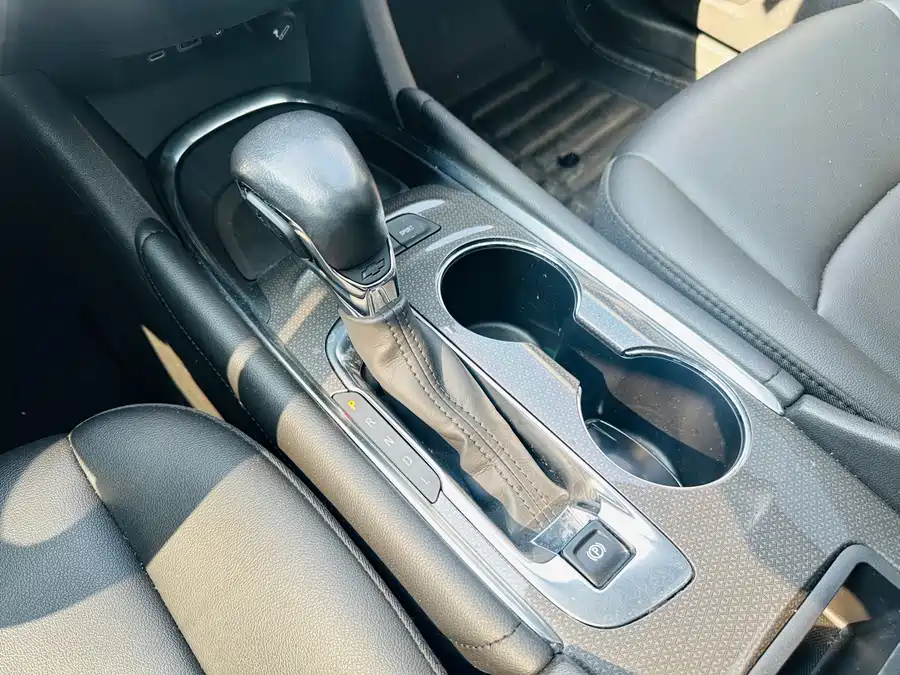 Chevrolet Malibu XL 2023 Бензин