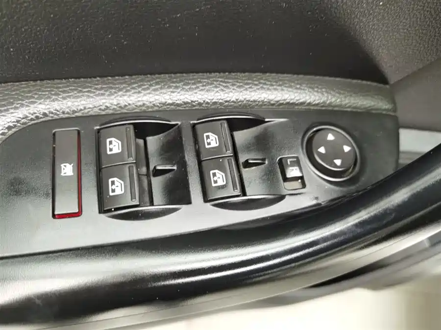 Qoros 5 2019 Бензин