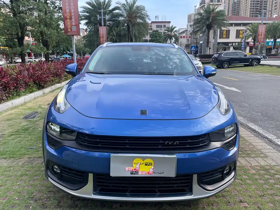 LynkCo 02 2018 Бензин