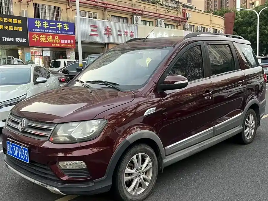 Dongfeng FENGON FENGON 370 2015 Бензин