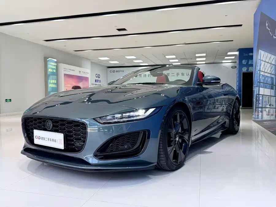 Jaguar F-TYPE 2024 Бензин