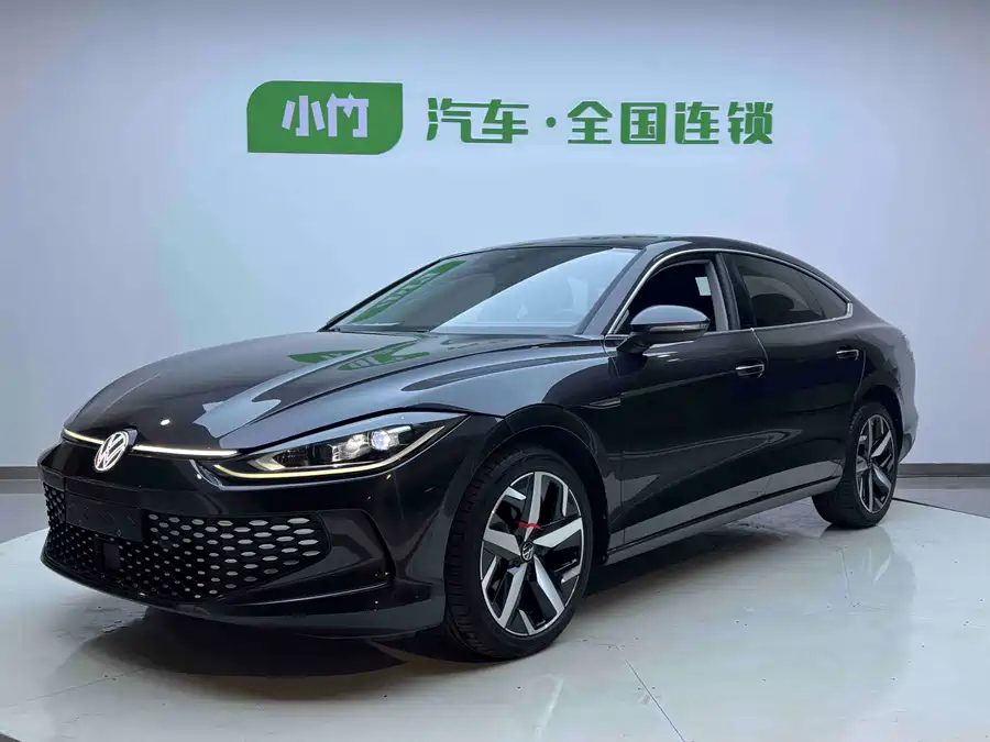 Volkswagen Lamando 2023 Бензин