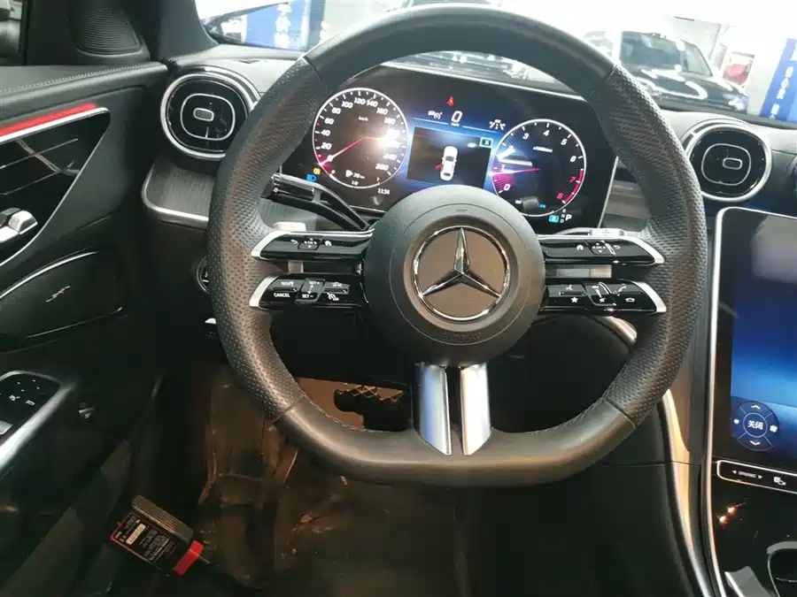 Mercedes-Benz C-Class 2023 Гибрид