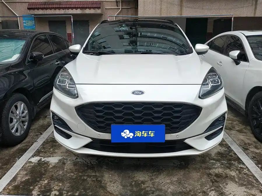 Ford Escape 2021 Бензин