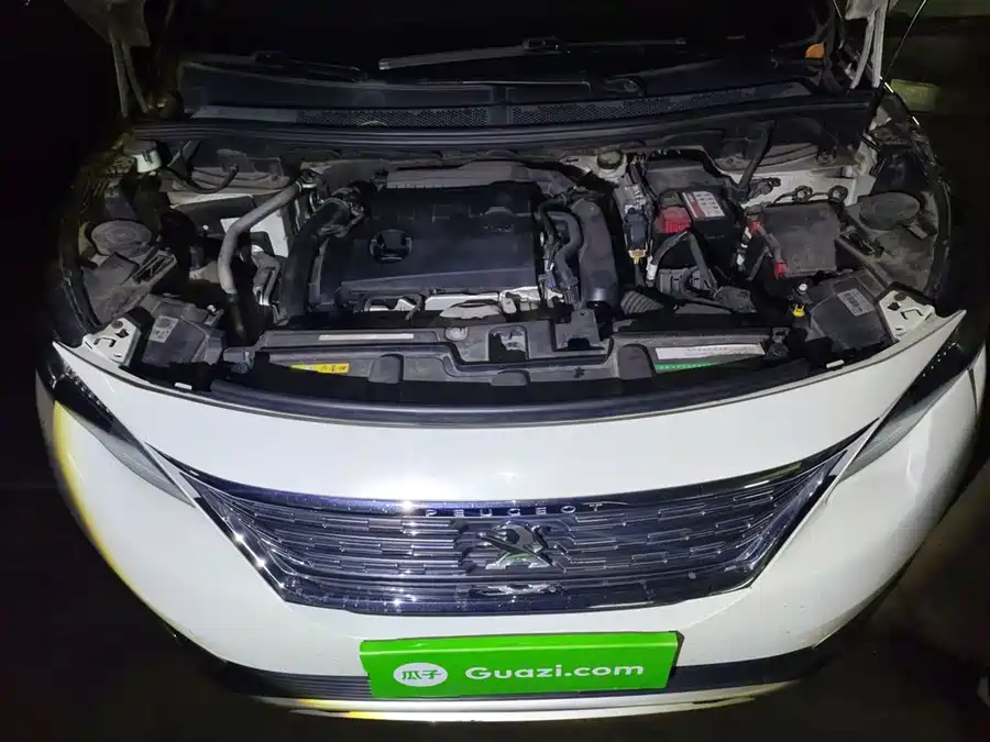 Peugeot 5008 2018 Бензин