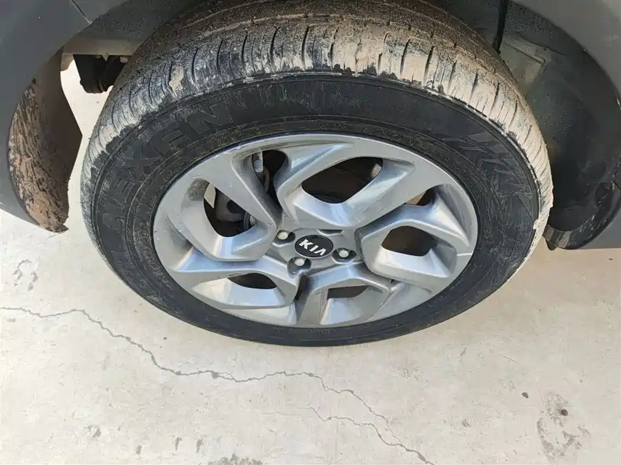 Kia KX1 2019 Бензин