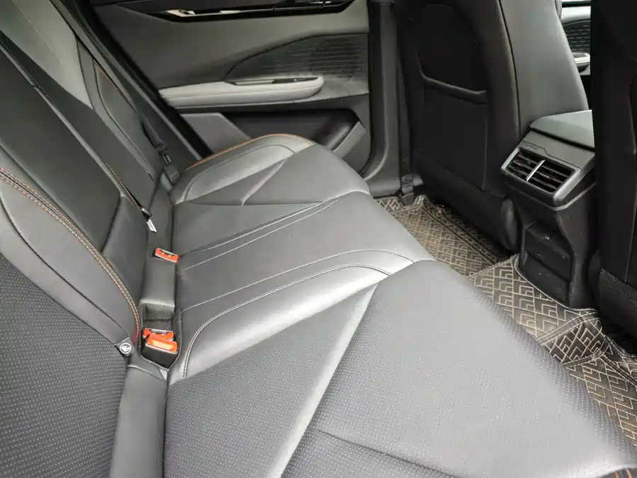 Changan UNI-V 2022 Бензин