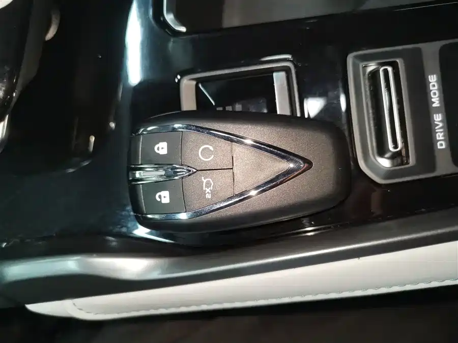 Changan UNI-T 2024 Бензин