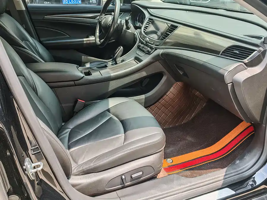 Buick LaCrosse 2020 Бензин