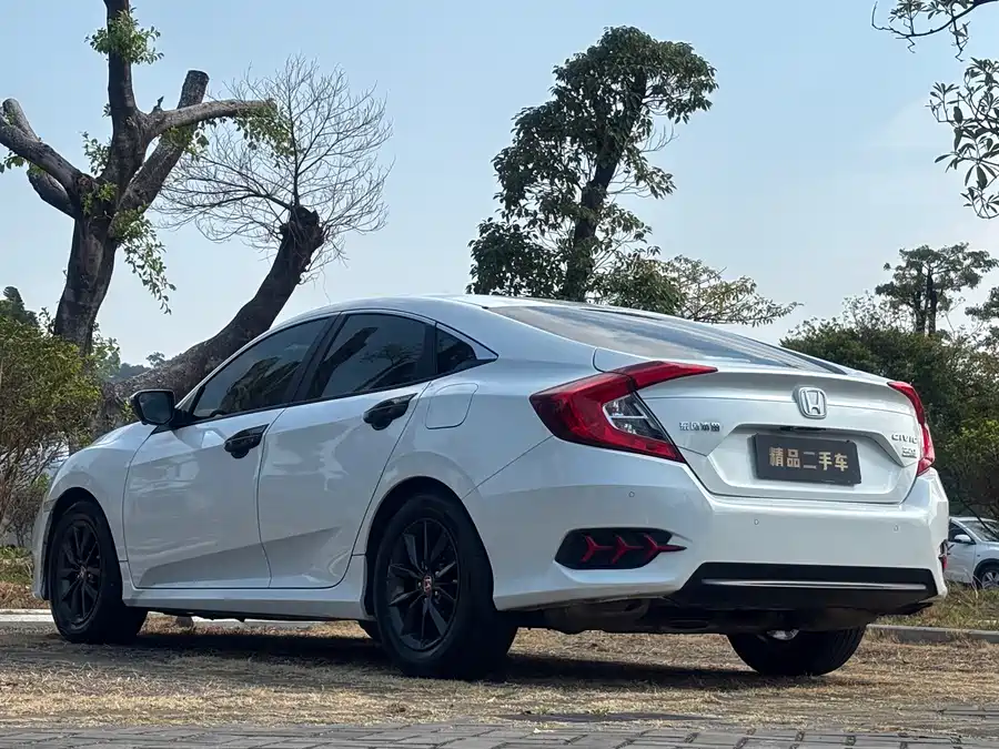 Honda Civic 2021 Бензин