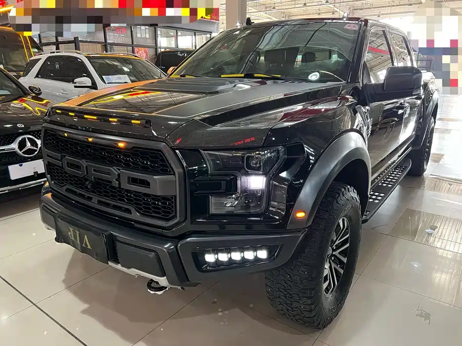 Ford F-150 Raptor 2021 Бензин