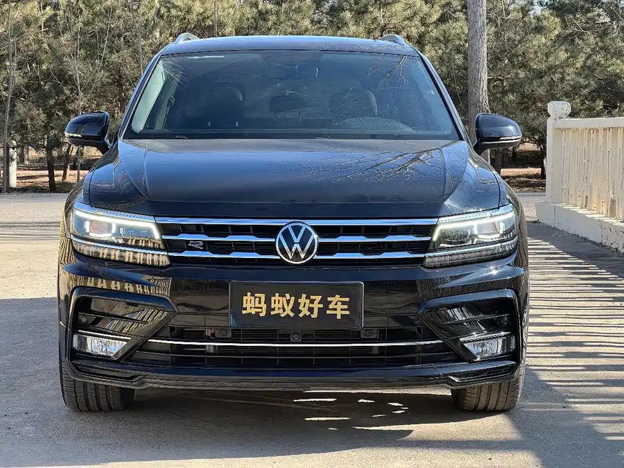 Volkswagen Tiguan L 2021 Бензин
