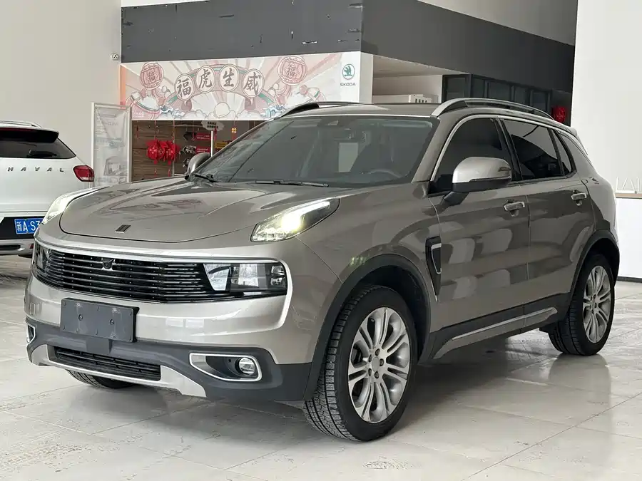 LynkCo 01 2020 Бензин