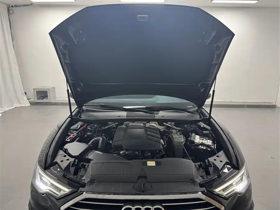 Audi A6L 2022 Бензин