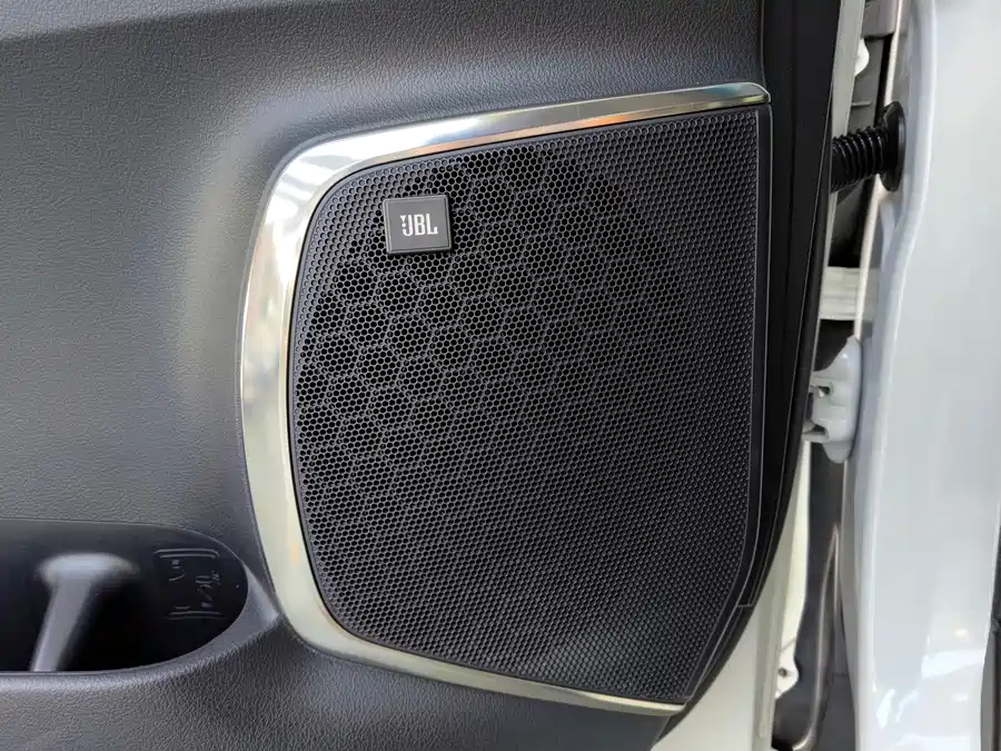 Toyota Alphard 2020 Гибрид