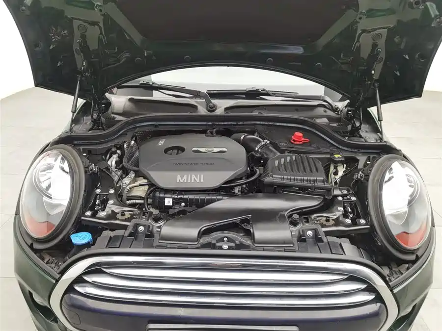 MINI 2016 Бензин