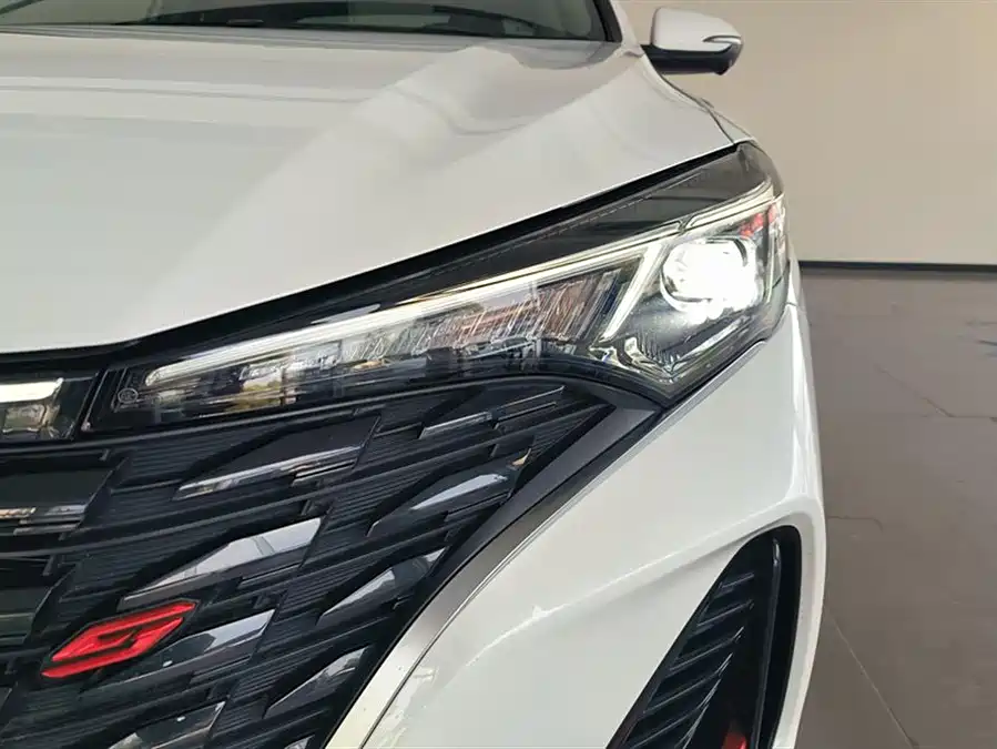 Changan Eado 2024 Бензин