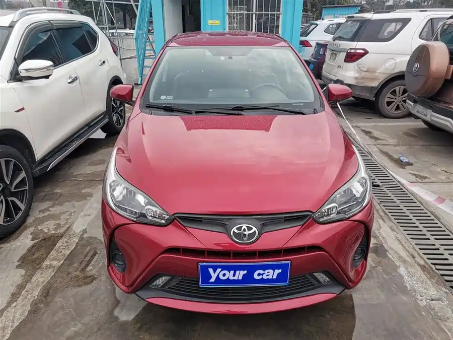 Toyota YARiS L 2018 Бензин