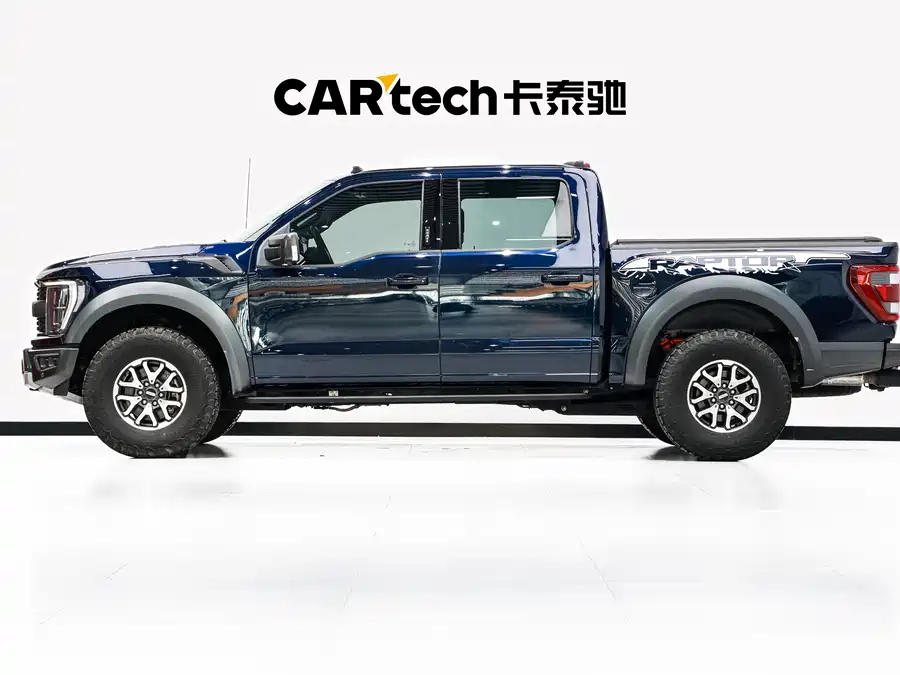 Ford F-150 Raptor 2023 Бензин