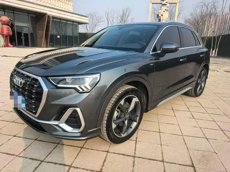 Audi Q3 2020 Бензин