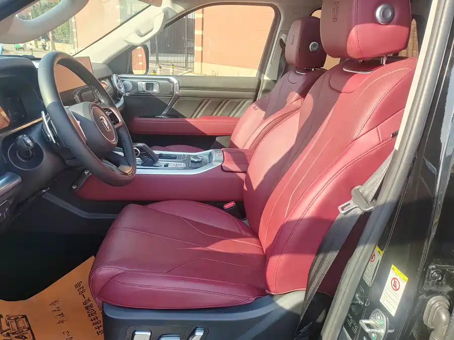 Tank 400 EV 2025 Подключаемый гибрид