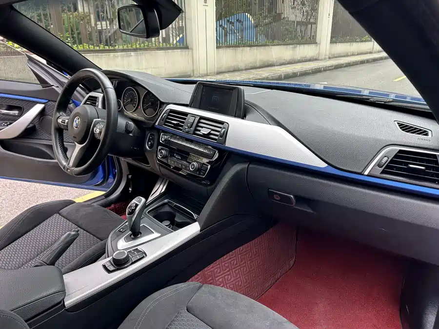 BMW 4 Series 2019 Бензин