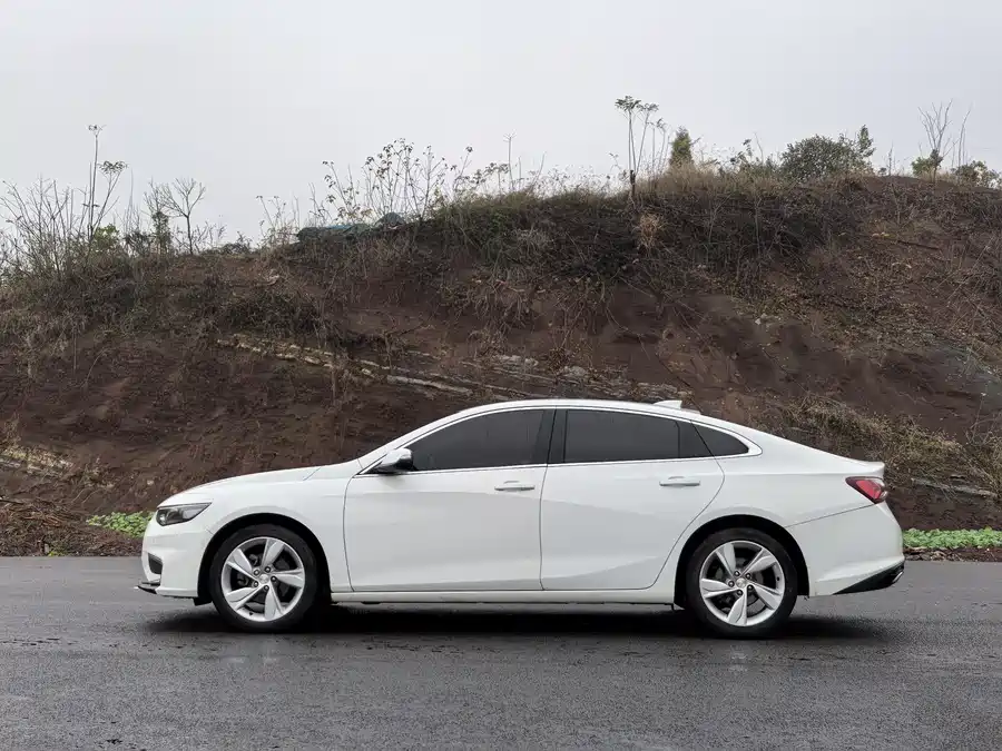 Chevrolet Malibu XL 2018 Бензин