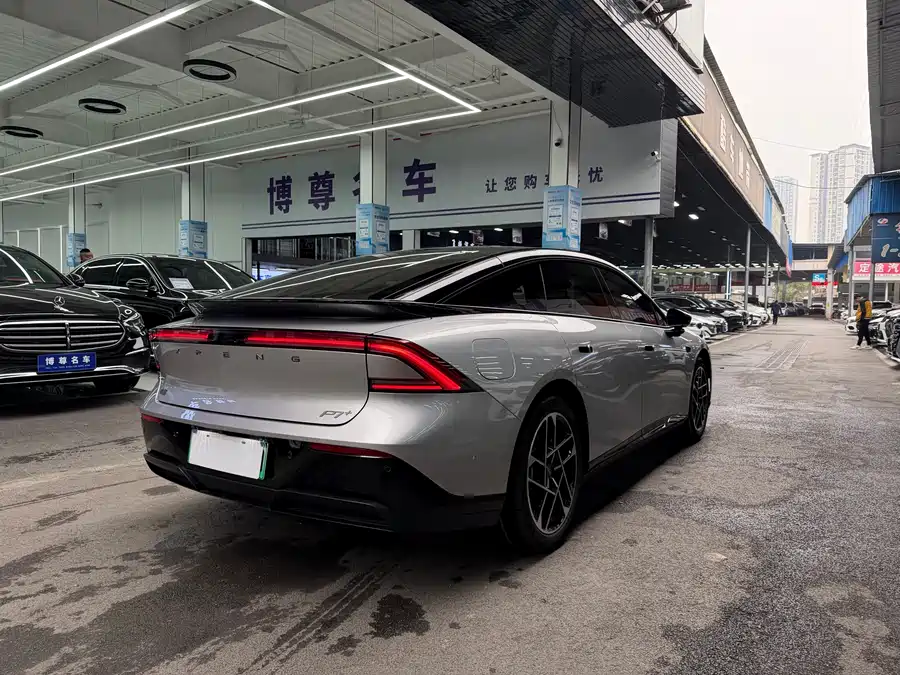 XPeng P7+ 2025 Электрический