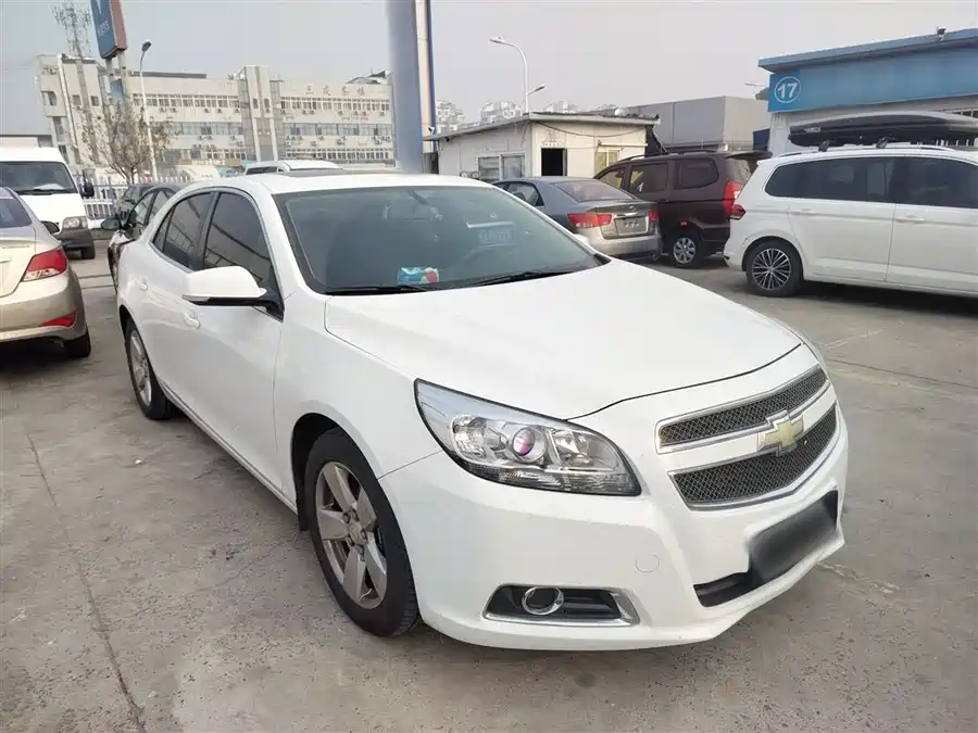 Chevrolet Malibu 2014 Бензин