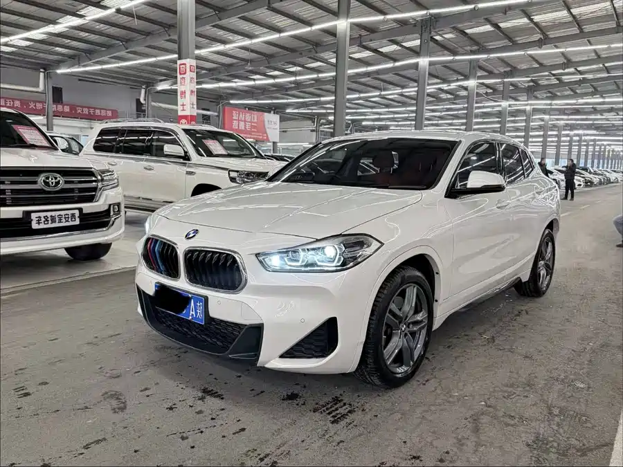 BMW X2 2022 Бензин