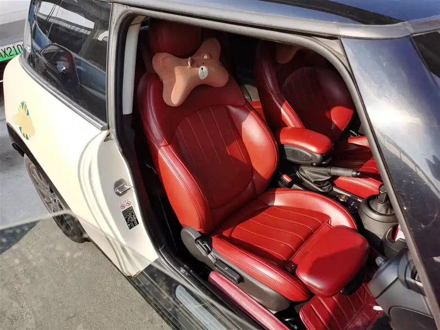 MINI 2019 Бензин