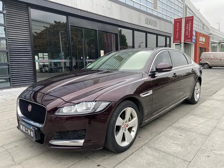 Jaguar XFL 2021 Бензин