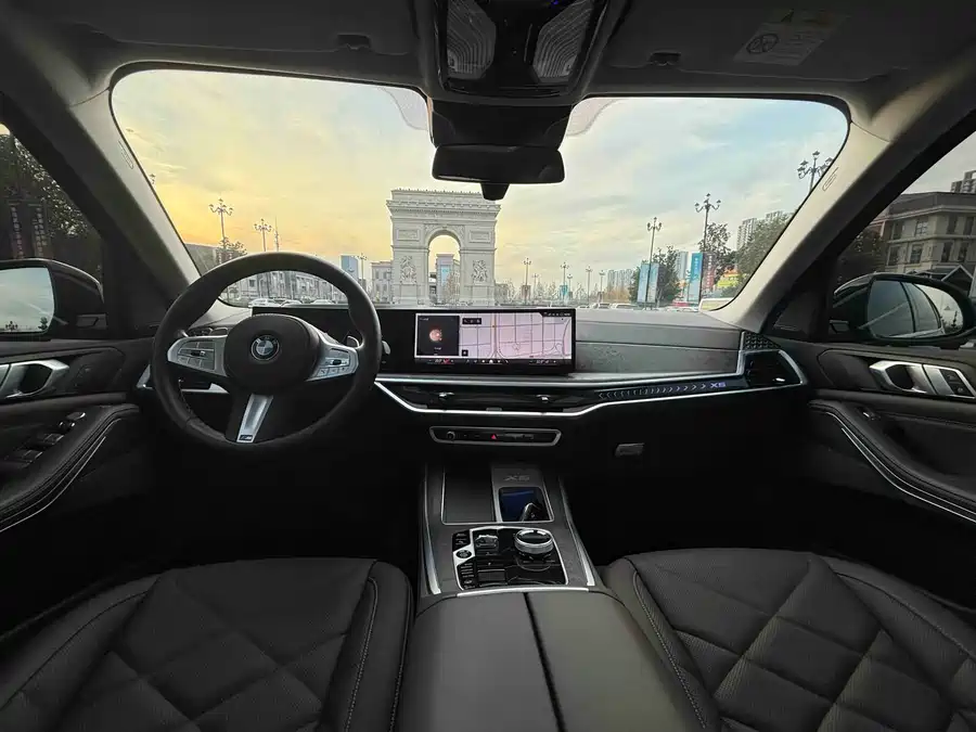 BMW X5 2023 Гибрид