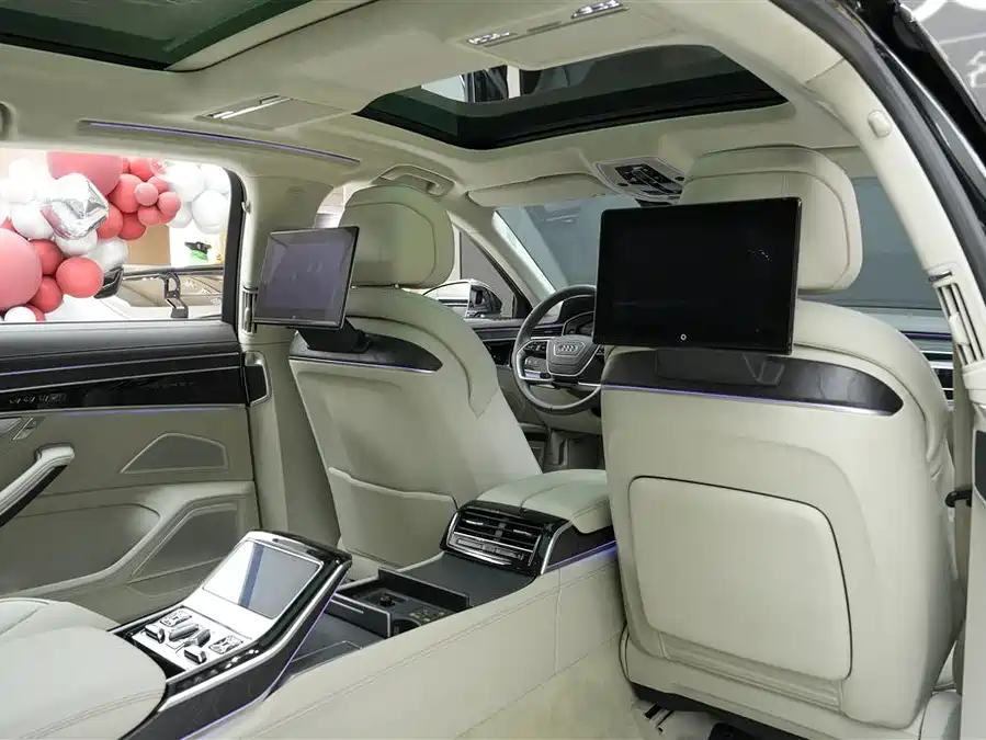 Audi A8 2024 Гибрид