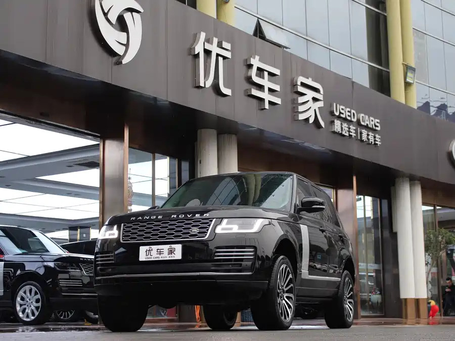 Land Rover Range Rover 2019 Бензин