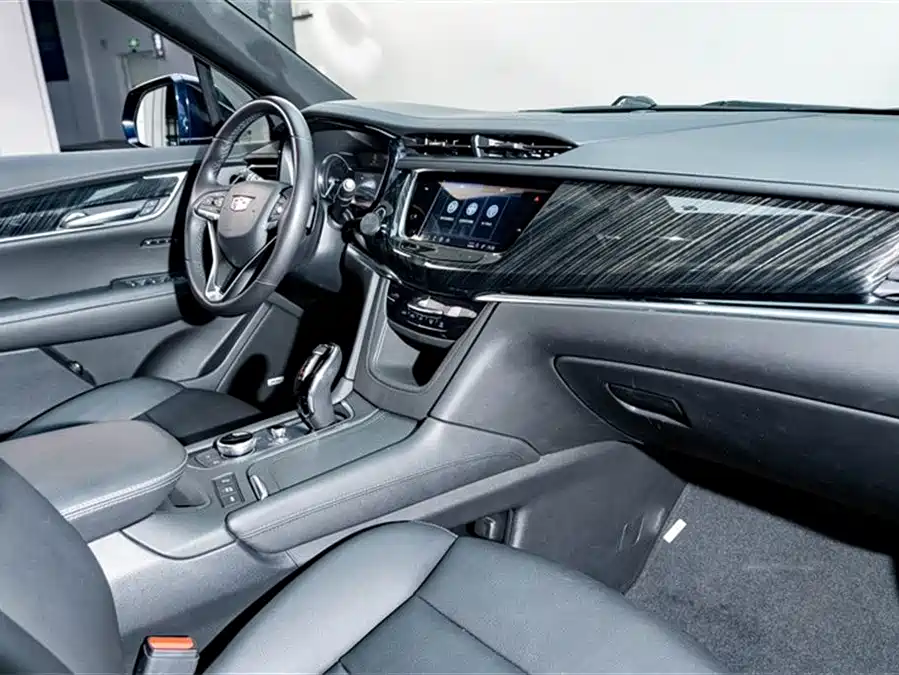 Cadillac XT6 2021 Гибрид