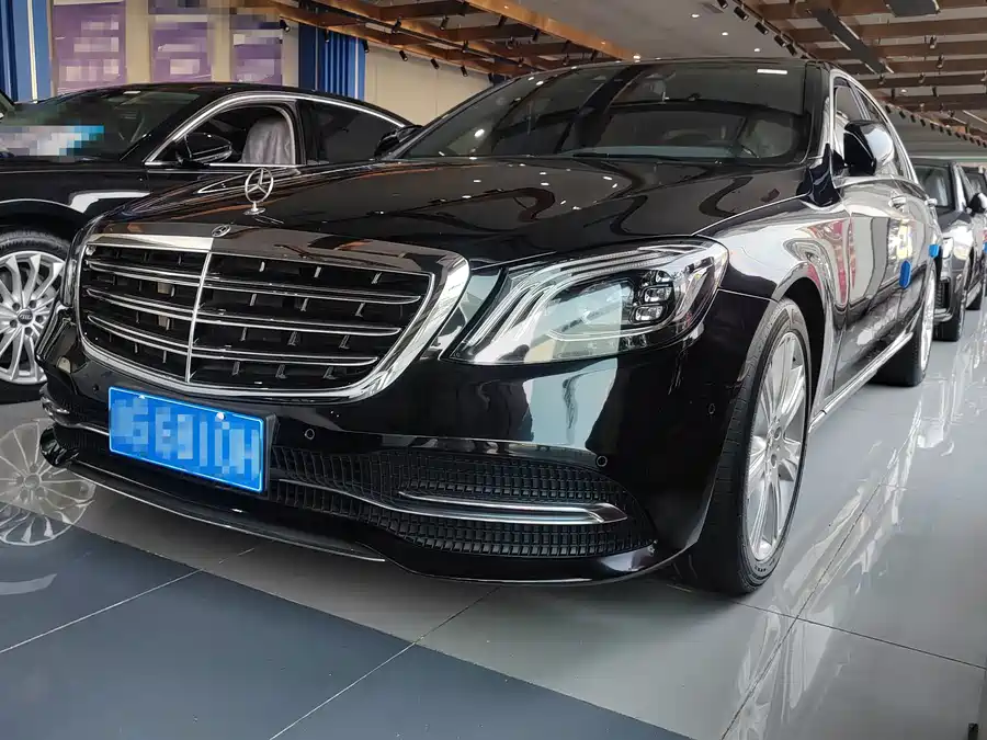 Mercedes-Benz S-Class 2019 Бензин