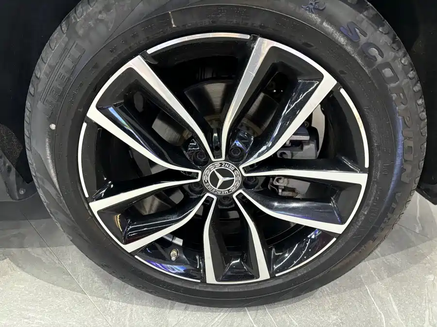 Mercedes-Benz GLC 2021 Бензин