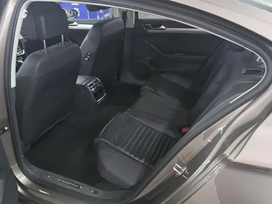 Volkswagen Magotan 2018 Бензин