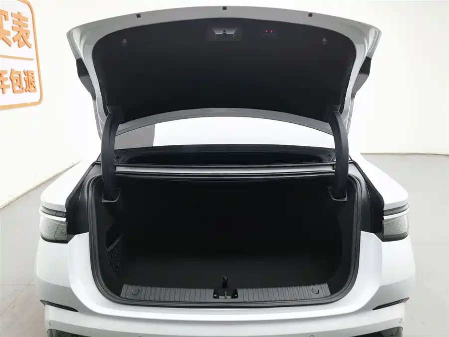 BYD Seal 2024 Подключаемый гибрид