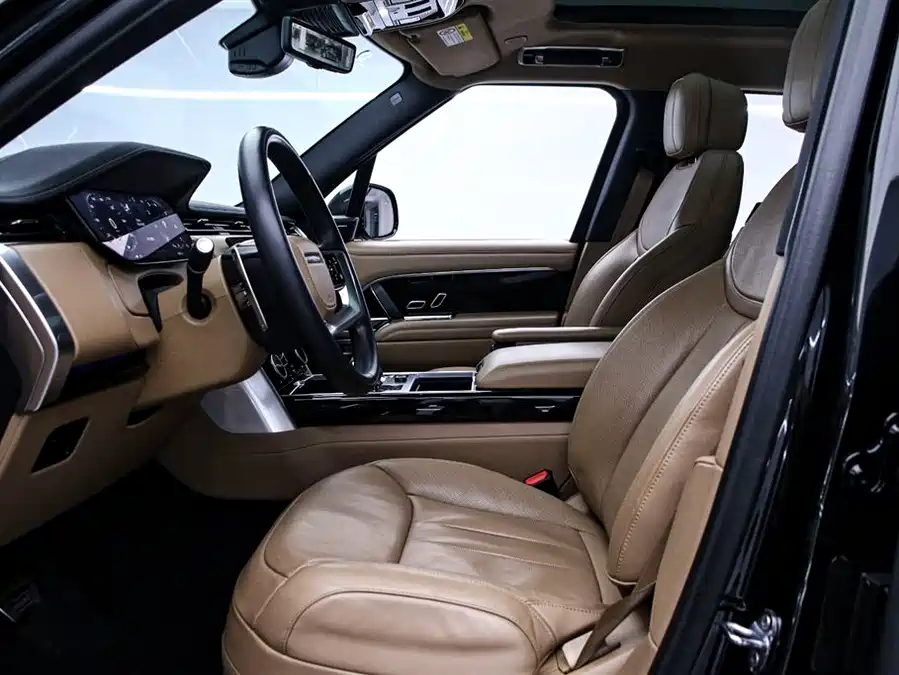 Land Rover Range Rover 2024 Гибрид