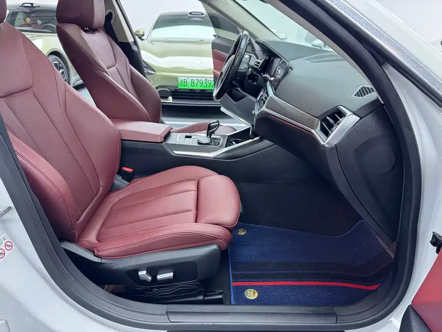 BMW 4 Series 2022 Бензин