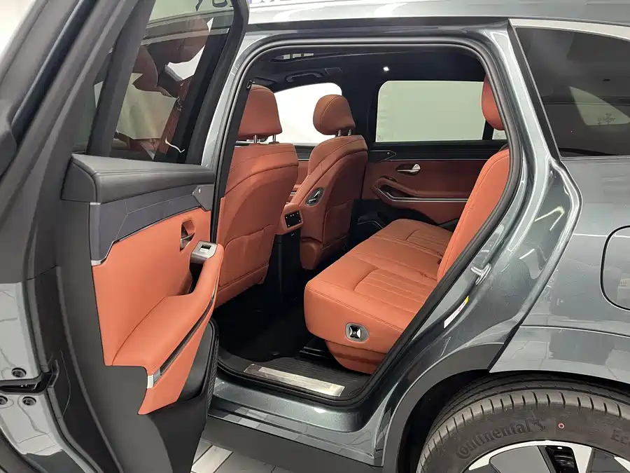 BYD Tang L 2025 Подключаемый гибрид