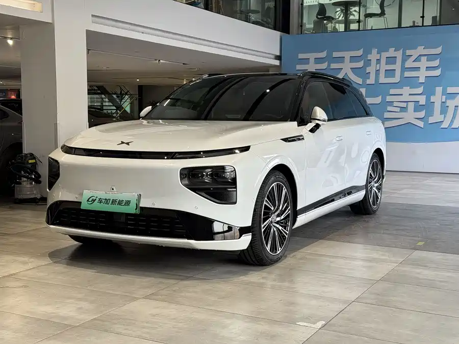 Xpeng G9 2025 Электрический