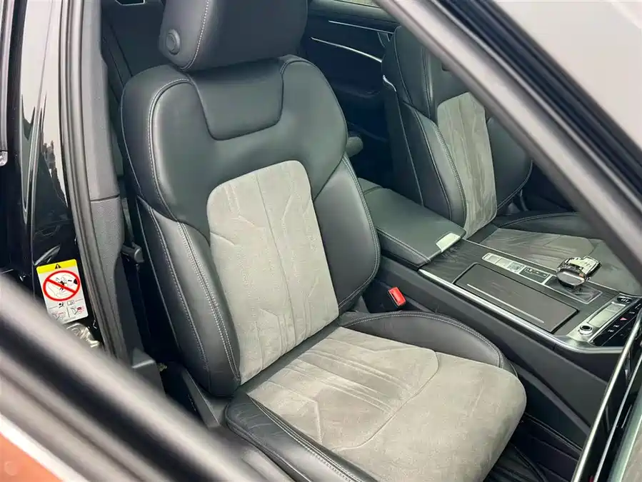 Audi A6L 2024 Бензин